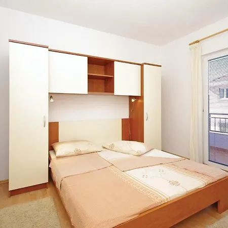 One-bedroom In * 마카르스카