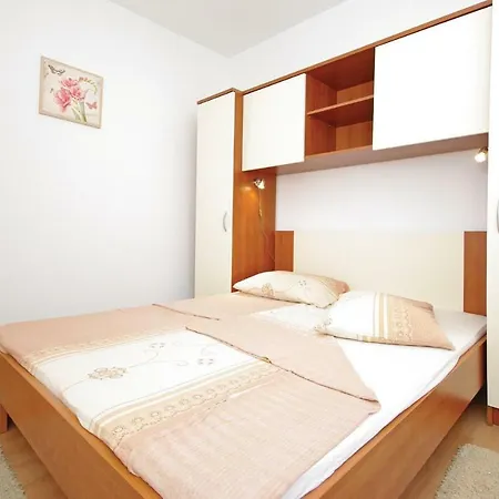 One-bedroom In 아파트 마카르스카